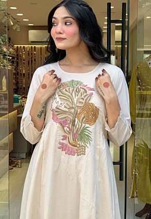 Embroidered Rayon Slub A Line Suit in Off White