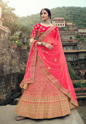 Buy HALFSAREE STUDIO Gajari Banarasi silk Zari Woven Lehenga for Women  Online at Best Prices in India - JioMart.