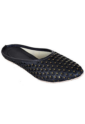 Embroidered Synthetic Women Jutti in Black