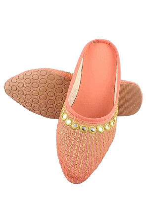 Embroidered Synthetic Women Jutti in Peach