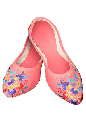 Embroidered Synthetic Women Jutti in Peach