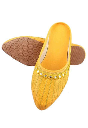 Embroidered Synthetic Women Jutti in Yellow