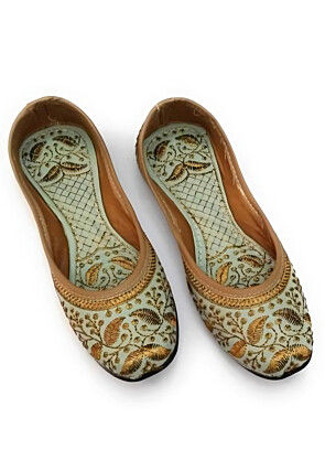 Embroidered Synthetic Women Jutti in Pastel Green