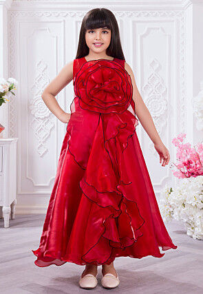 indian festival dresses Celebrating Indian Dress Styles: Iconic Outfits for Festivals and Wedd Agapi