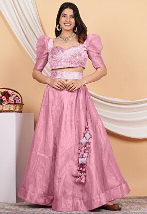 Embroidered Velvet Crop Top Set in Light Pink