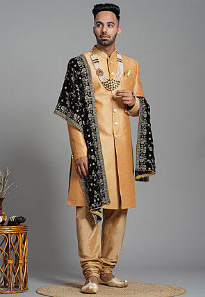 Embroidered Velvet Dupatta in Black