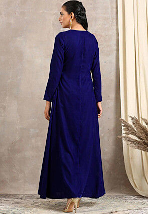 Embroidered Velvet Front Slit Kurta Set in Royal Blue