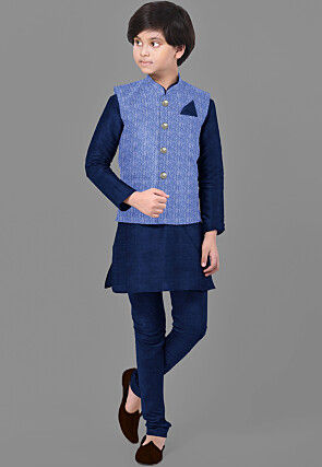 Embroidered Velvet Kurta Set in Navy Blue