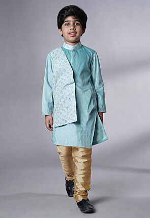 Embroidered Velvet Kurta Set in Sky Blue