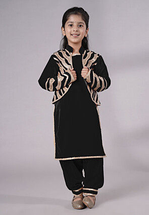 Embroidered Velvet Straight Kurta Set in Black