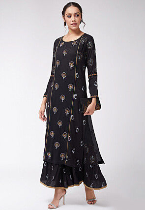 Embroidered Viscose Rayon Crushed Straight Kurta in Black