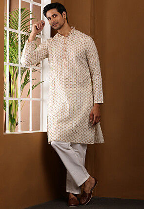 Embroidered Viscose Rayon Kurta in Off White