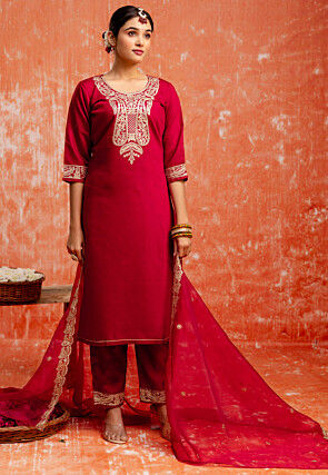 Embroidered Viscose Rayon Pakistani Suit in Fuchsia