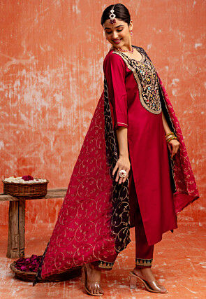 Embroidered Viscose Rayon Pakistani Suit in Fuchsia
