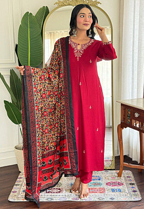 Embroidered Viscose Rayon Pakistani Suit in Fuchsia
