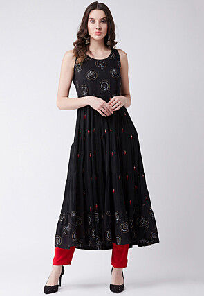 Embroidered Viscose Rayon Tiered Kurta in Black