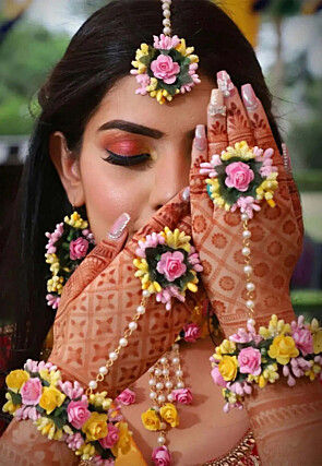 Floral Choker Necklace Set