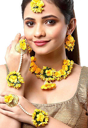 Floral Choker Necklace Set