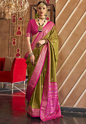 Foil Printed Art Silk Saree in Green