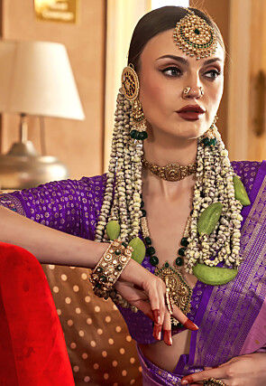 Foil Printed Art Silk Saree in Pink