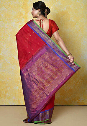 Gadwal Handloom Saree in Red