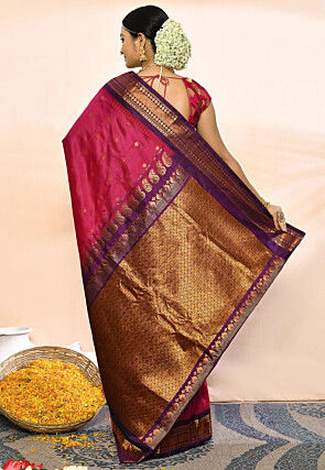 Gadwal Pure Silk Handloom Saree in Magenta