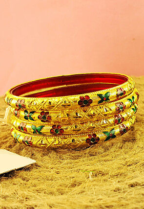 Golden Polished Bangle Set