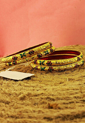 Golden Polished Bangle Set