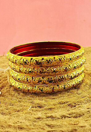 Golden Polished Bangle Set