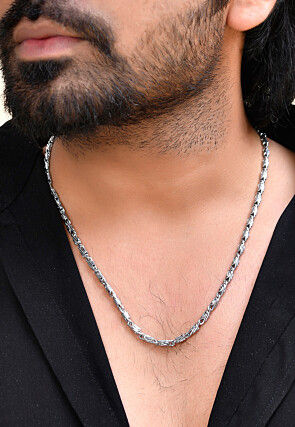 Golden Polished Men Neck Chain