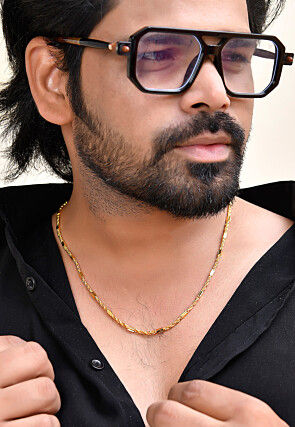 Golden Polished Men Neck Chain