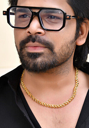 Golden Polished Men Neck Chain