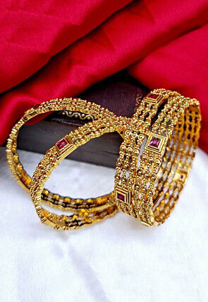 Golden Polished Stone Studded Bangle Set