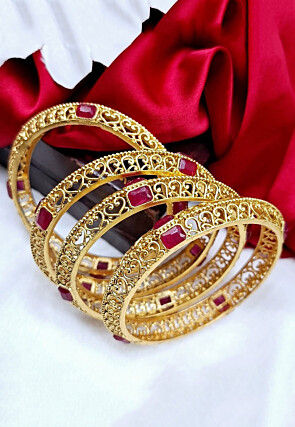 Golden Polished Stone Studded Bangle Set