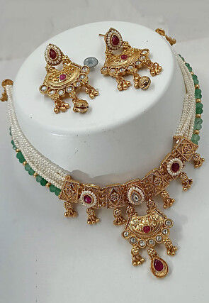 Golden Polished Stone Studded Choker Necklace Set