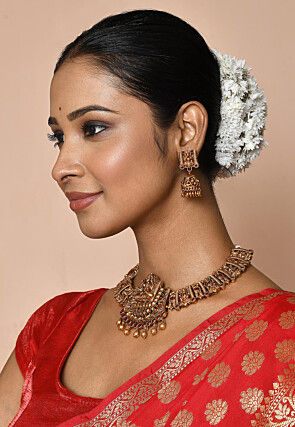 Golden Polished Temple Choker Necklace Set