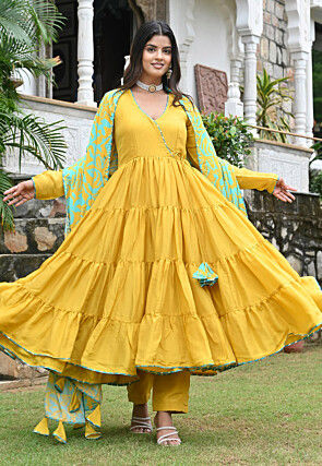 Crepe Suits Online Buy Pure Crepe Salwar Kameez for Women Utsav Fashion