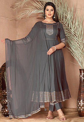 Page 26 | Anarkali Suits: Buy Designer Anarkali Dresses and Outfits Online  | Utsav Fashion