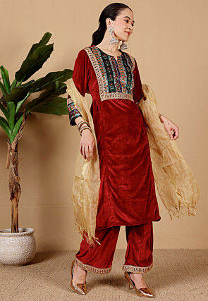 Gota Patti Velvet Pakistani Suit in Maroon