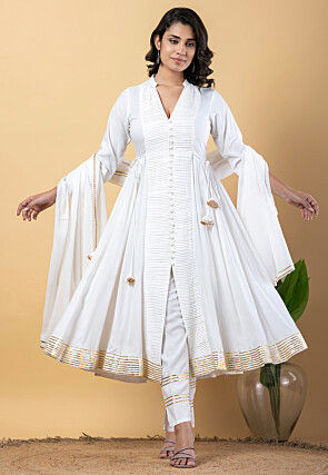 Page 33 | Anarkali Suits: Buy Designer Anarkali Dresses and Outfits Online  | Utsav Fashion