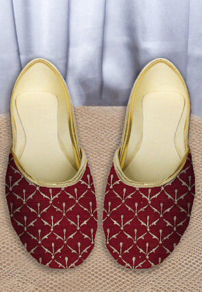 Hand Block Printed Art Silk Women Jutti in Maroon