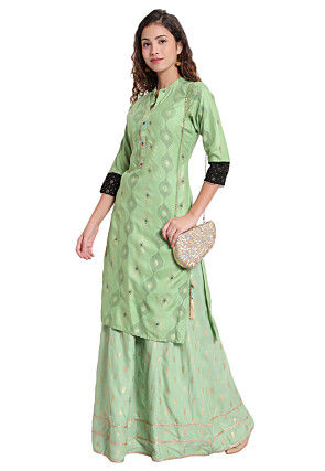 Hand Embroidered Art Silk Clutch Bag in Light Golden