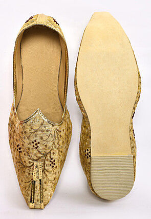 Hand Embroidered Art Silk Jacquard Men Mojari in Beige