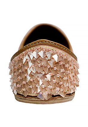 Hand Embroidered Art Silk Women Jutti in Peach