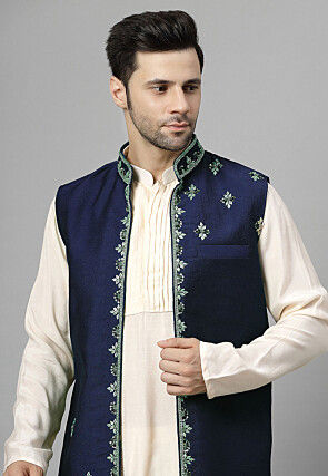 Hand Embroidered Muslin Silk Kurta Set in Off White