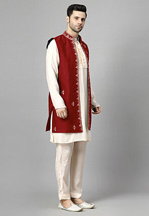 Hand Embroidered Muslin Silk Kurta Set in Off White