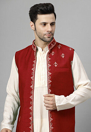 Hand Embroidered Muslin Silk Kurta Set in Off White