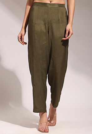 Hand Embroidered Pure Chanderi Silk Straight Kurta Set in Cream