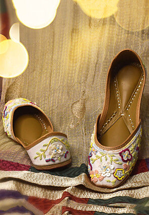 Hand Embroidered Raw Silk Women Jutti in White