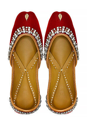 Hand Embroidered Velvet Women Jutti in Red